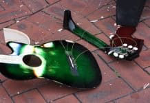 the electric guitar is dying