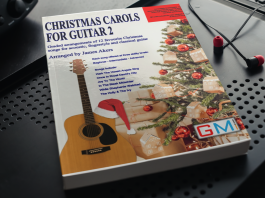 Christmas Carols For Fingerstyle Guitar 2